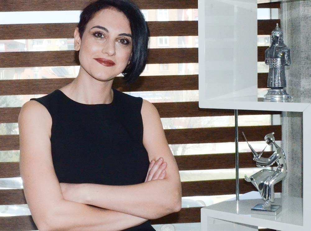 BURUN ESTETİĞİ ÖNCESİNDE BİLİNMESİ GEREKENLER - Op. Dr. Gözde Pamuk