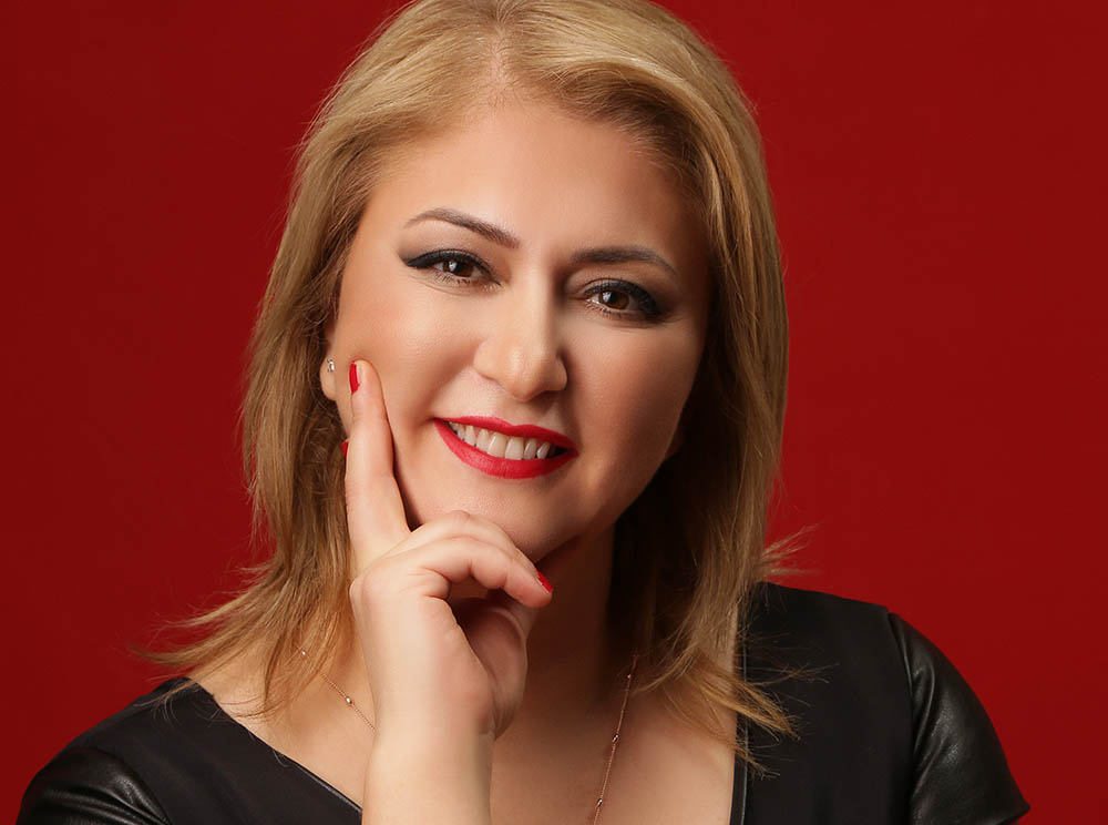 DİŞ VE GÜLÜŞ ESTETİĞİ - Dr. Sonay Öztan Gökhan