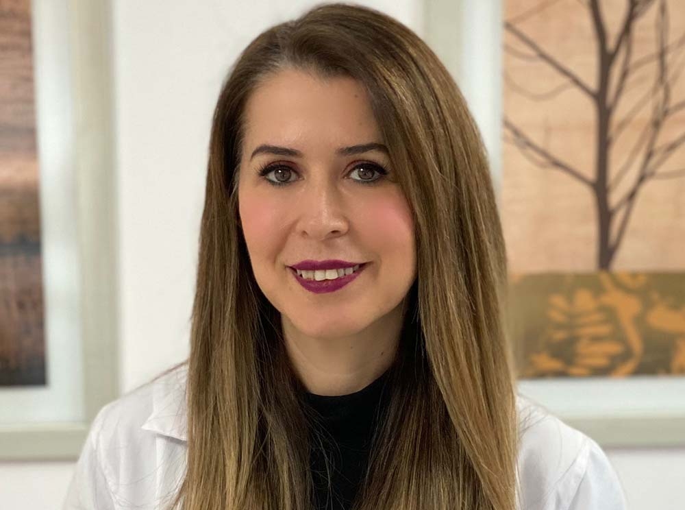 GÜNCEL DERMATOKOZMETİK SORUNLAR VE UYGULAMALAR - Uz.Dr. Menekşe Öztürk Dermatoloji Uzmanı